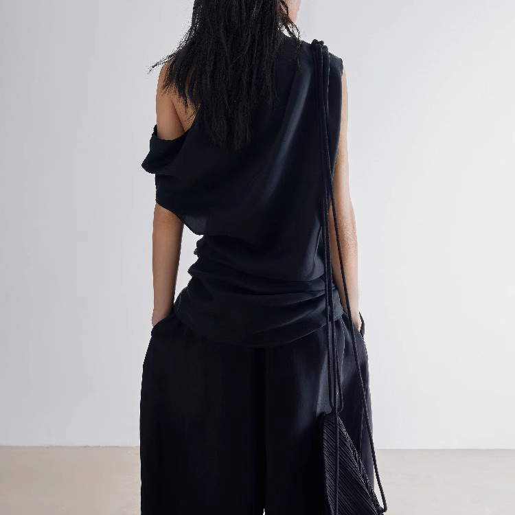Asymmetrical Top Blouse Maker