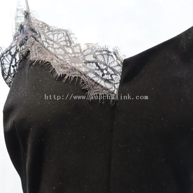 Black Asymmetrical Halter Lace Sexy Top Vest (1)