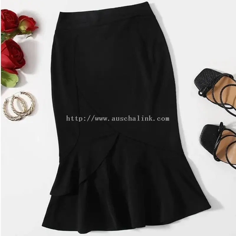 Czarna szyfonowa elegancka spódnica midi w kształcie rybiego ogona (2)