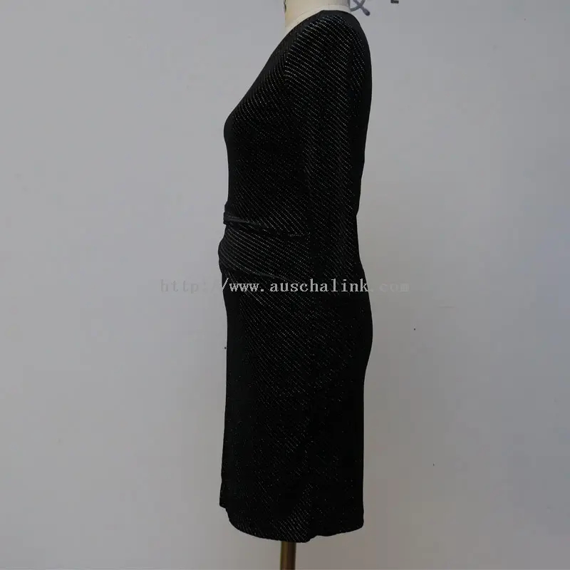 Vestido plisado elegante con cuello redondo y manga larga con lentejuelas negras (3)