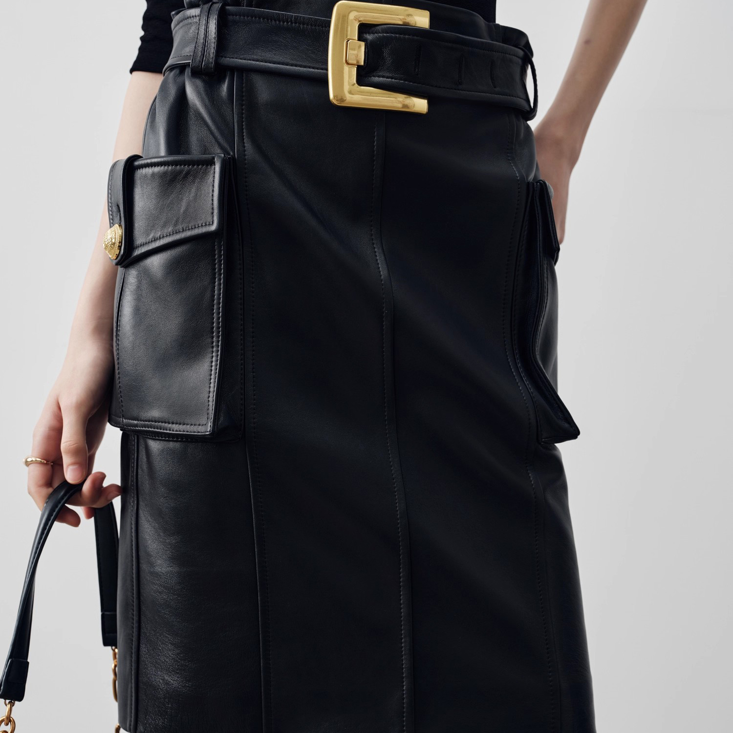 Black Sheepskin Mini Skirt (4)