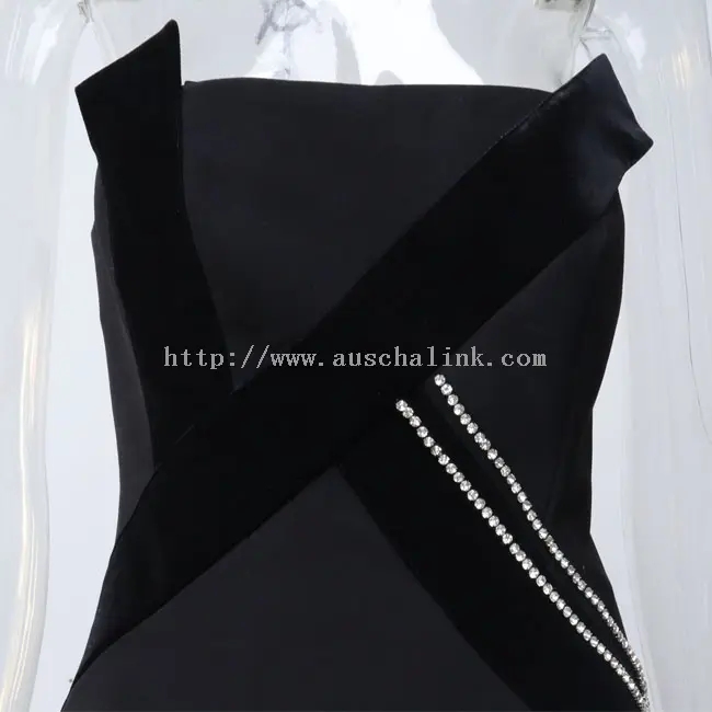 အနက်ရောင် Strapless Tight Fitting Elegant Sequin Embroidered Dress (1)