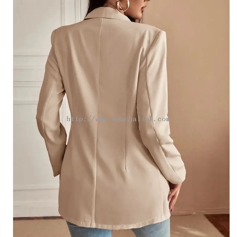 Ụmụ nwanyị Blazer (1)