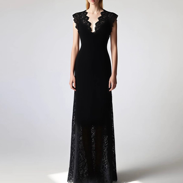 Custom Hand-Stitched Lace Wedding Gown (3)