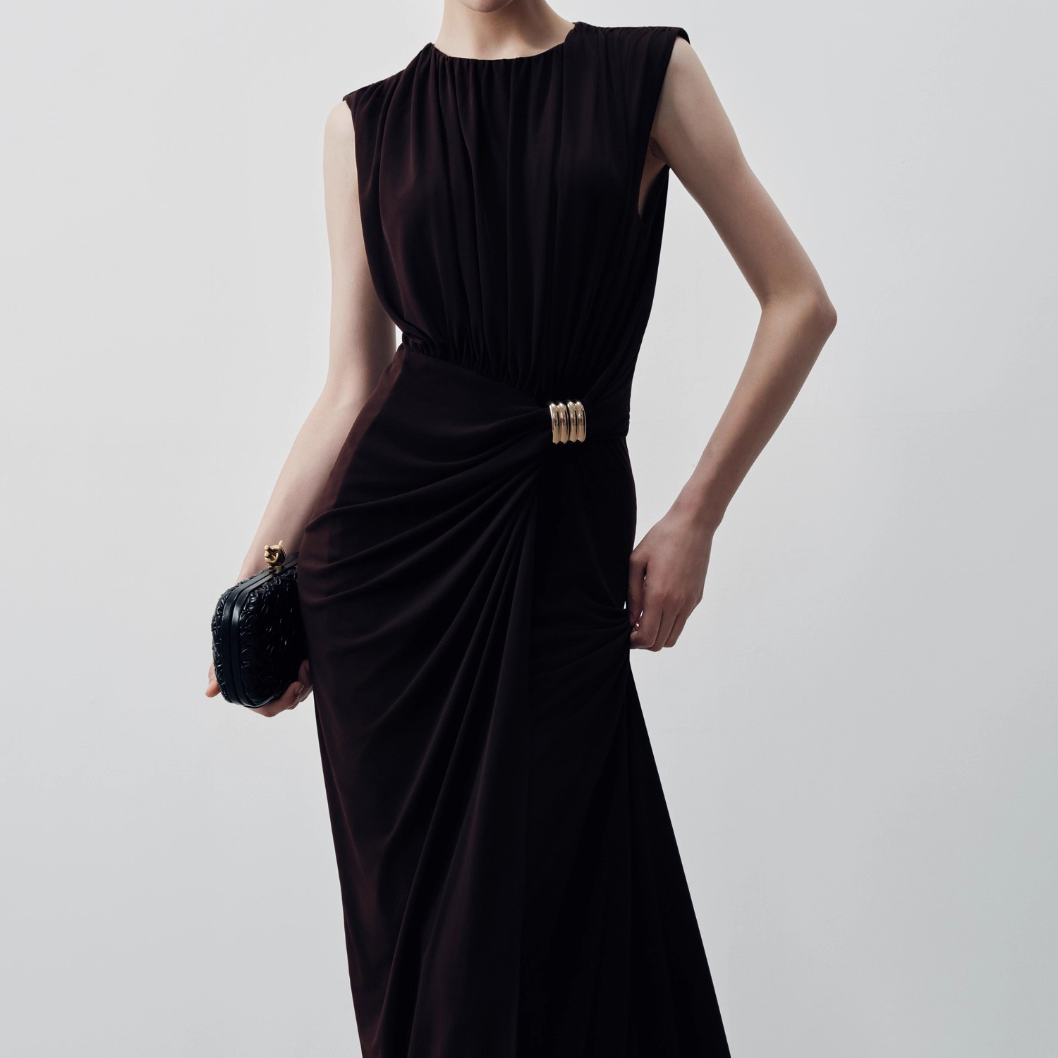 Custom Pleated Evening Dress Manufacturer (7)