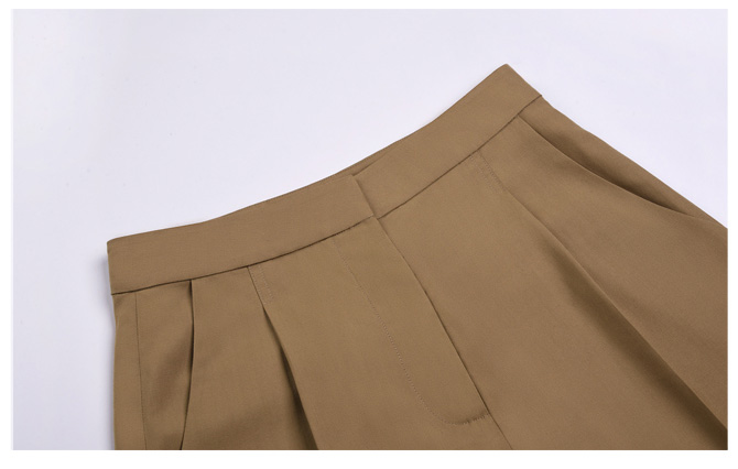 Niestandardowe, luźne szorty damskie w stylu vintage khaki, pięć prostych, luźnych spodenek (2)