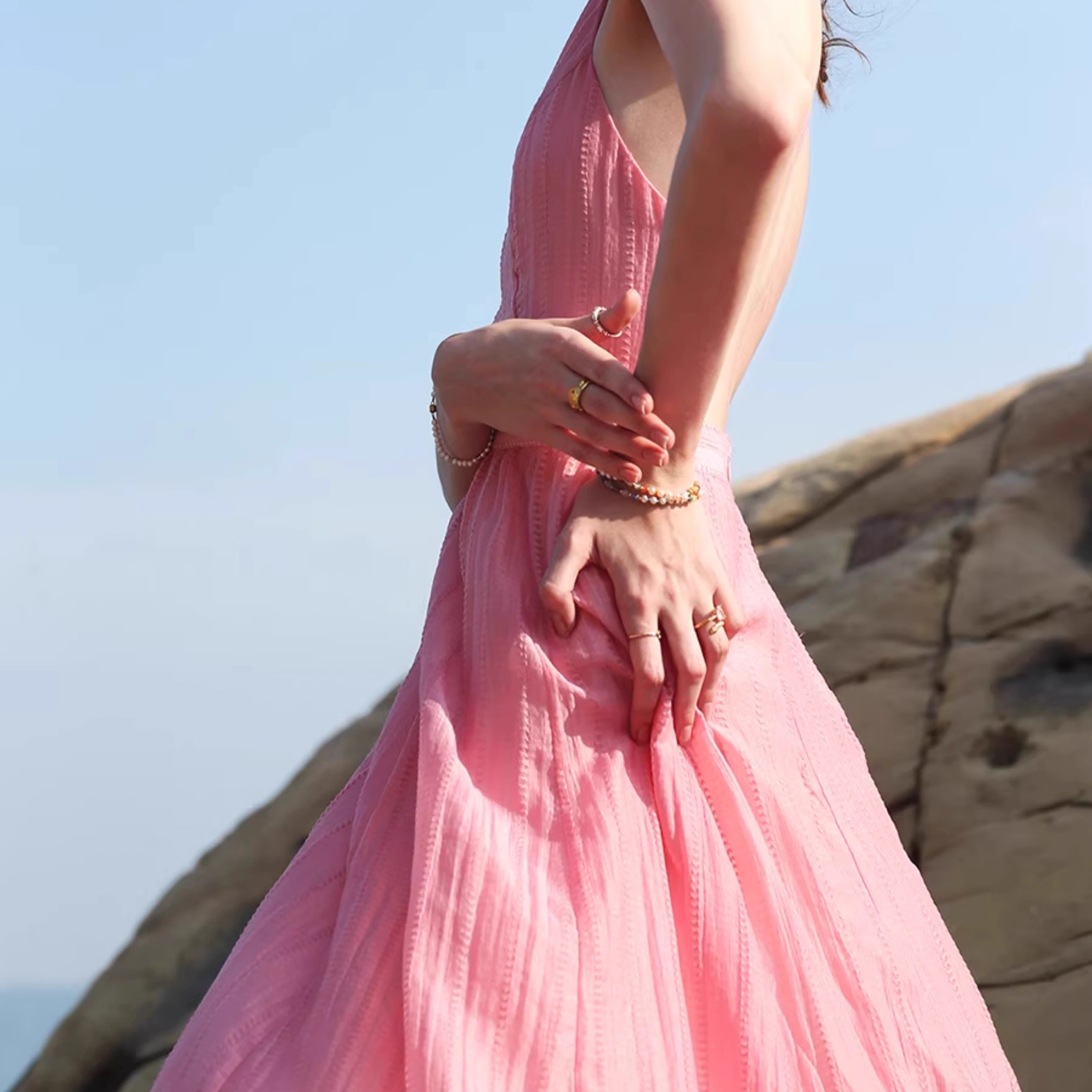 Customized Fabric Pink Chiffon Halter Long Dresses for Women (1)