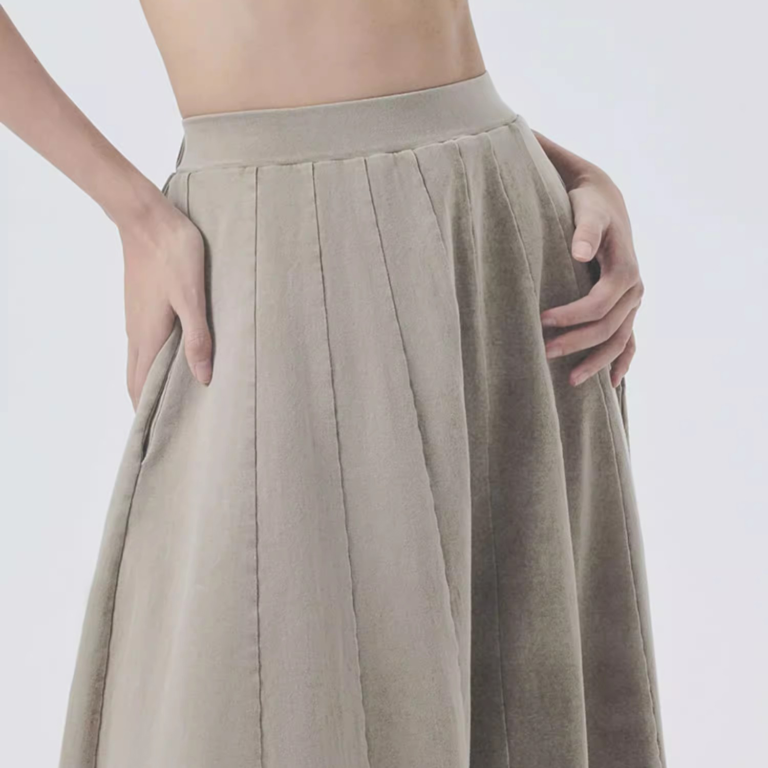 Customized Khaki Pleated Plus Size Skirt Women Factory (1)