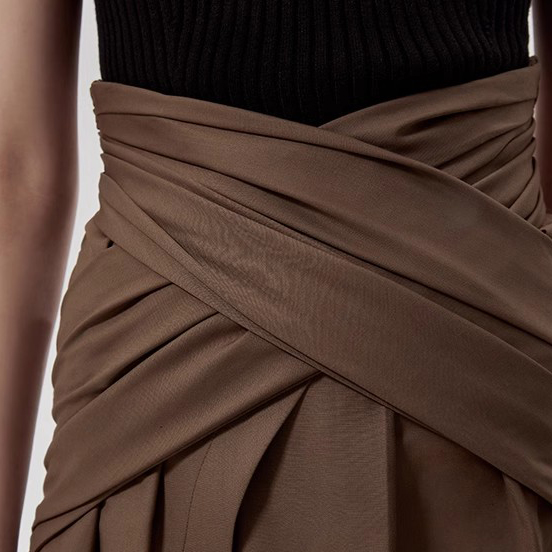 Customized Pleated Slit Irregular Skirt Women's Factor (6)