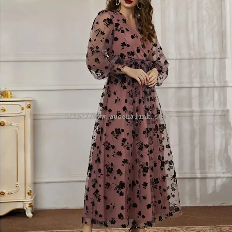 गहरे लाल गुलाब प्रिंट ऑर्गेना बेल्ट मैक्सी ड्रेस (2)