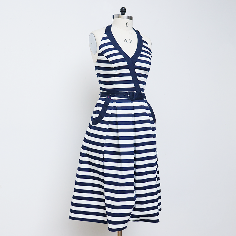 Deep V Slimming, Big Striped Dress (2)