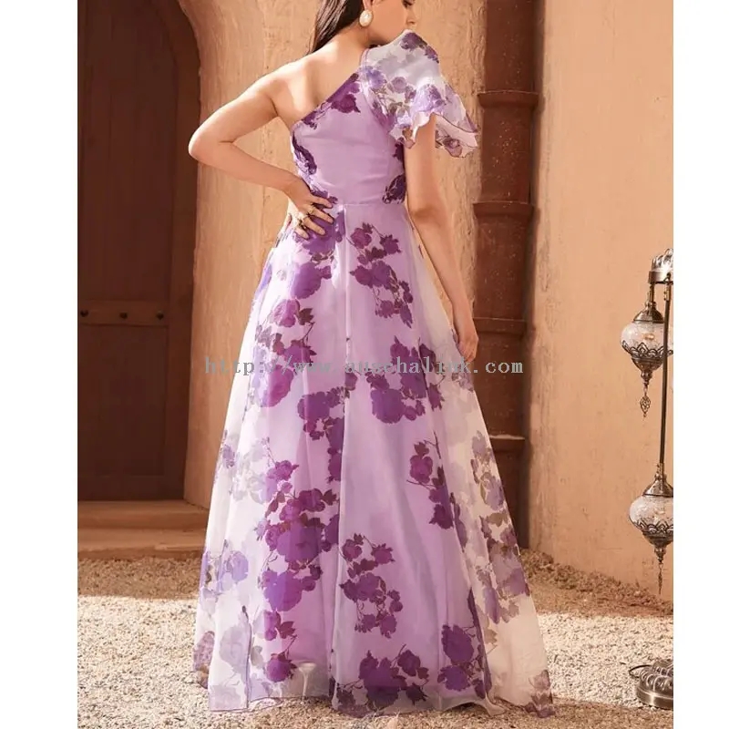 Elegant kjole (4)