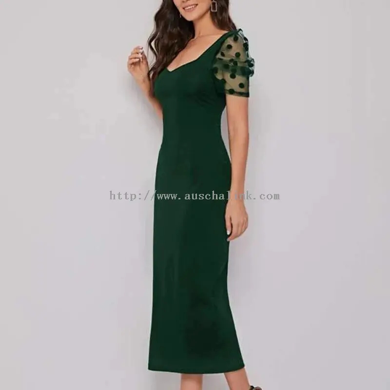 Pakéan Bodycon Midi Slit Héjo Square Neck Elegan (4)