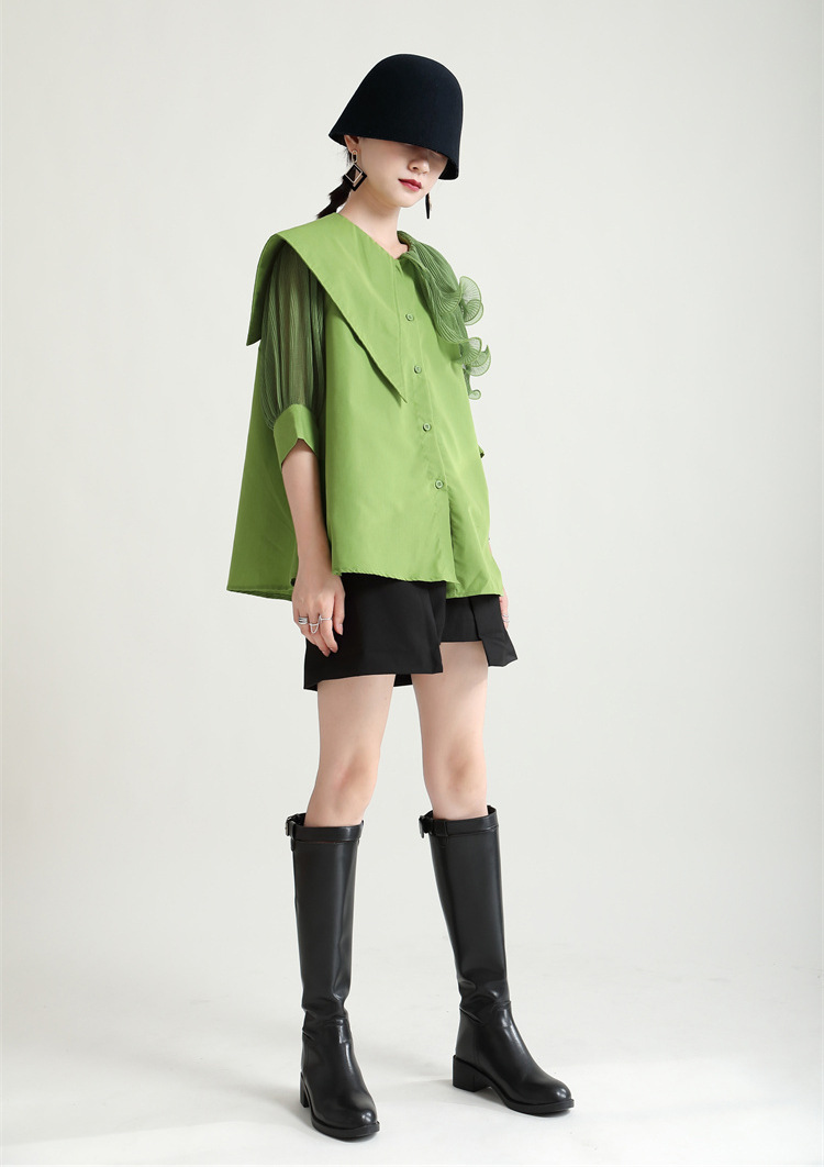 बेल्ट टपको साथ हरियो ल्यापल रफल लूज शर्ट (8)