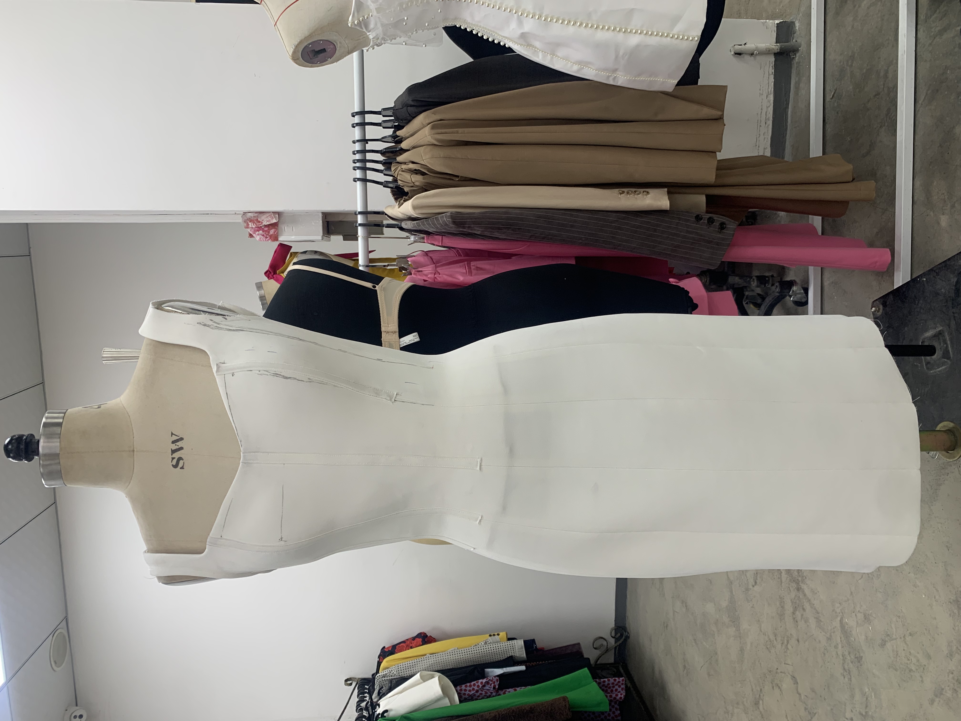 How Are Modern Garment Factories Tailoring Fashion’s Future Through Customization (14)