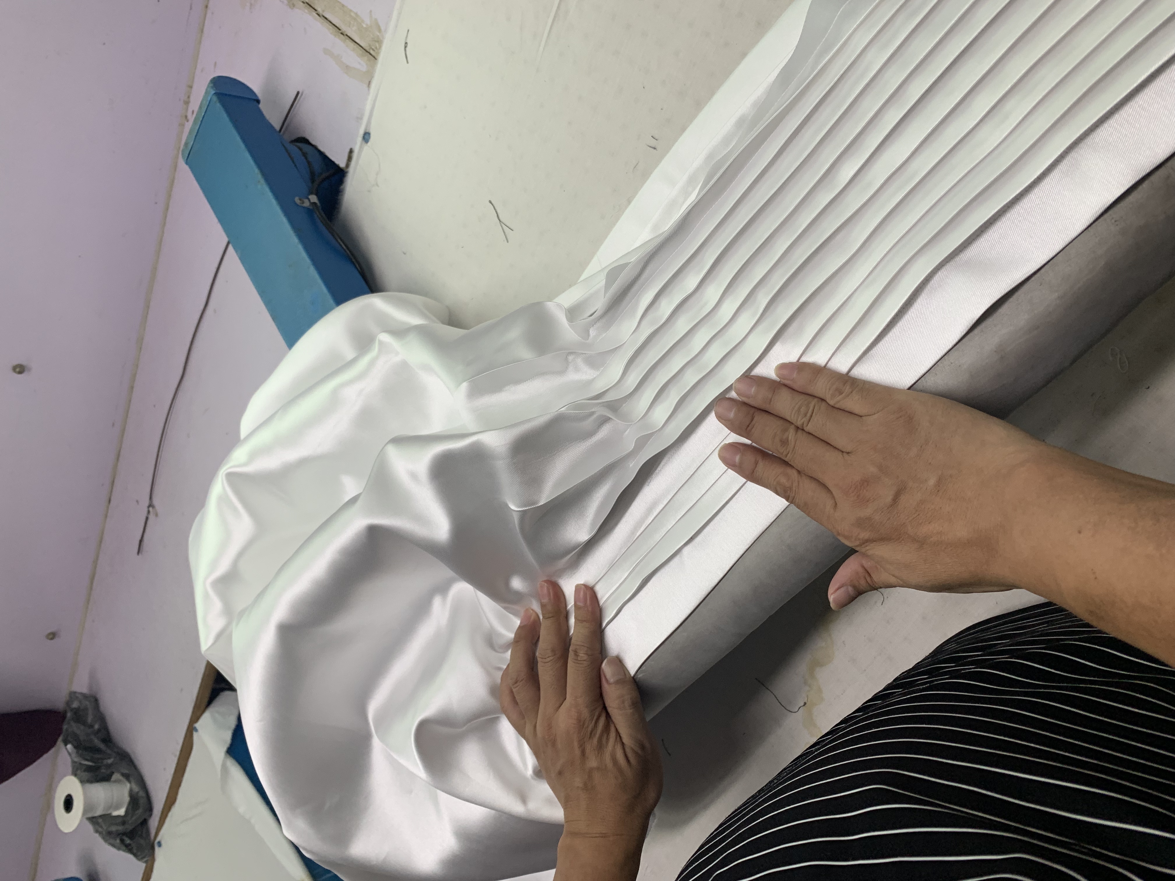 How Are Modern Garment Factories Tailoring Fashion’s Future Through Customization (2)