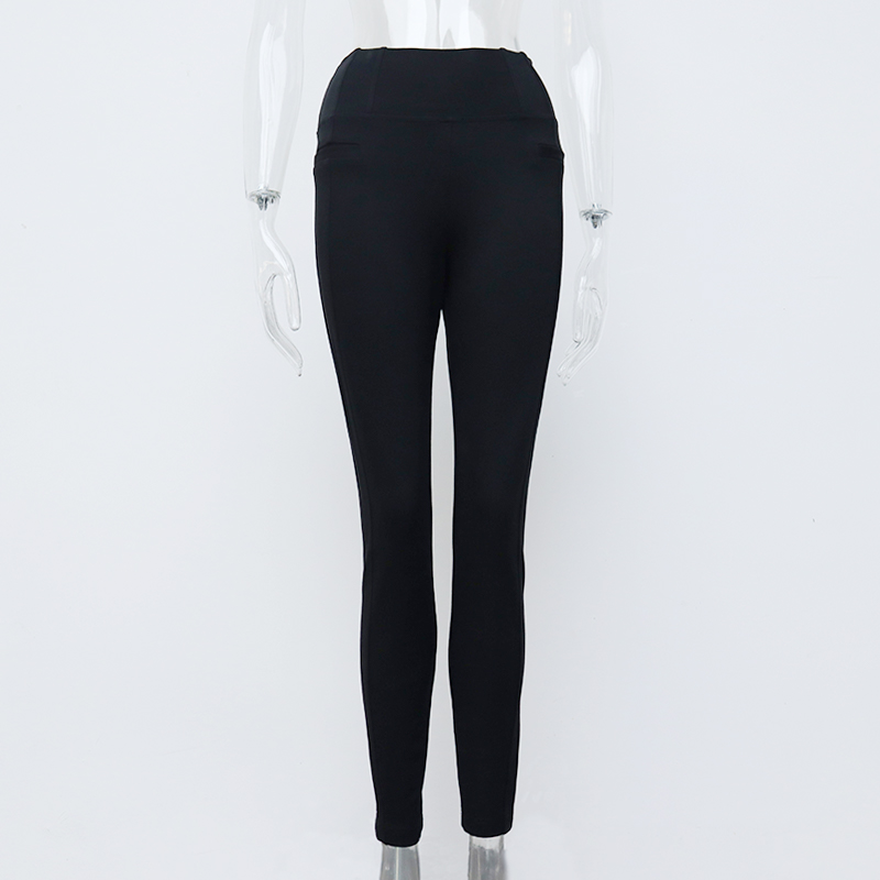 Leggings er Street Chic og viser en fasjonabel feminin sjarm