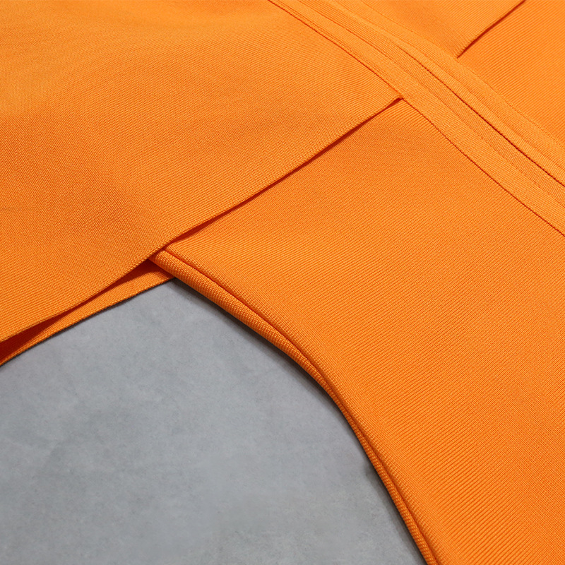 Oranžna dolga večerna obleka z razporkom brez naramnic na enem ramenu (6)