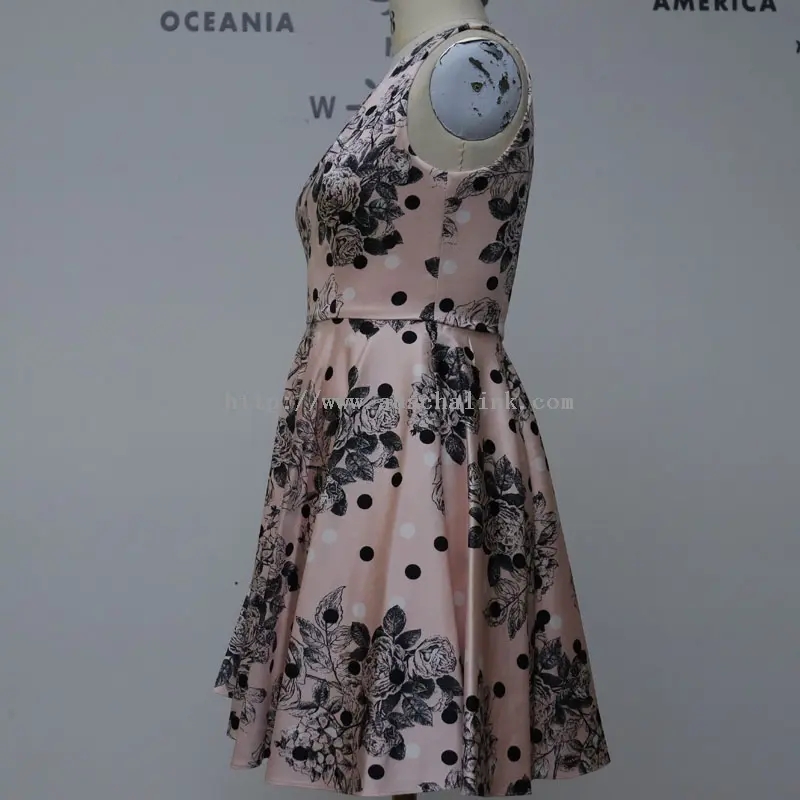 Vestido midi elegante plisado estampado rosa pálido (2)