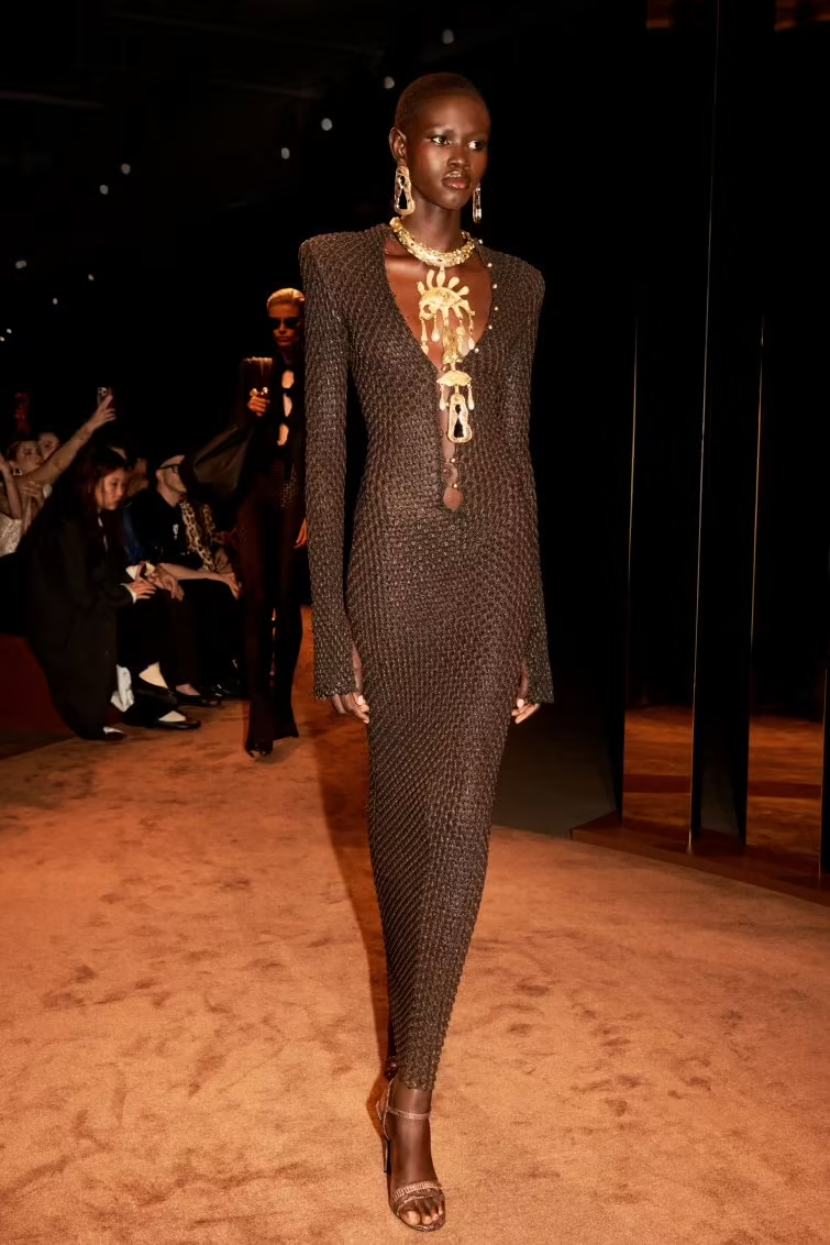 Schiaparelli FallWinter 2025-26 Ready-to-Wear Western Roots & Couture Spirit (4)