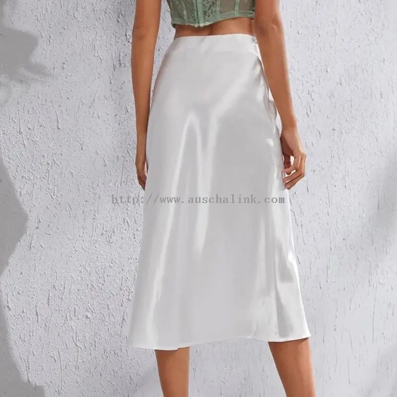 Rok midi kasual sifon satin perak (2)