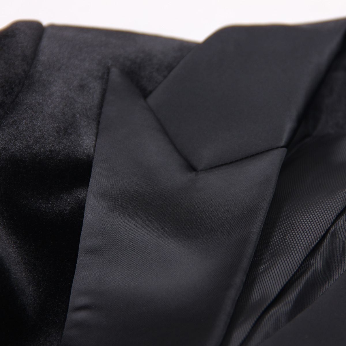 Velvet Feather Plus Size Suit Manufacturer (4)