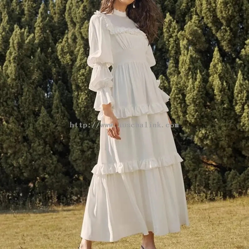 Biała bawełniana elegancka sukienka na ciasto Sukienka maxi (1)