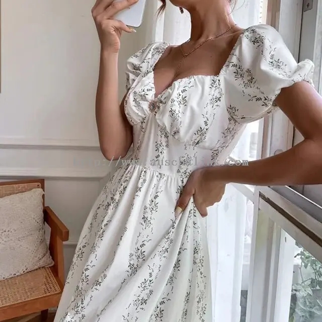 Robe mi-longue décontractée bohème à fleurs blanche (3)