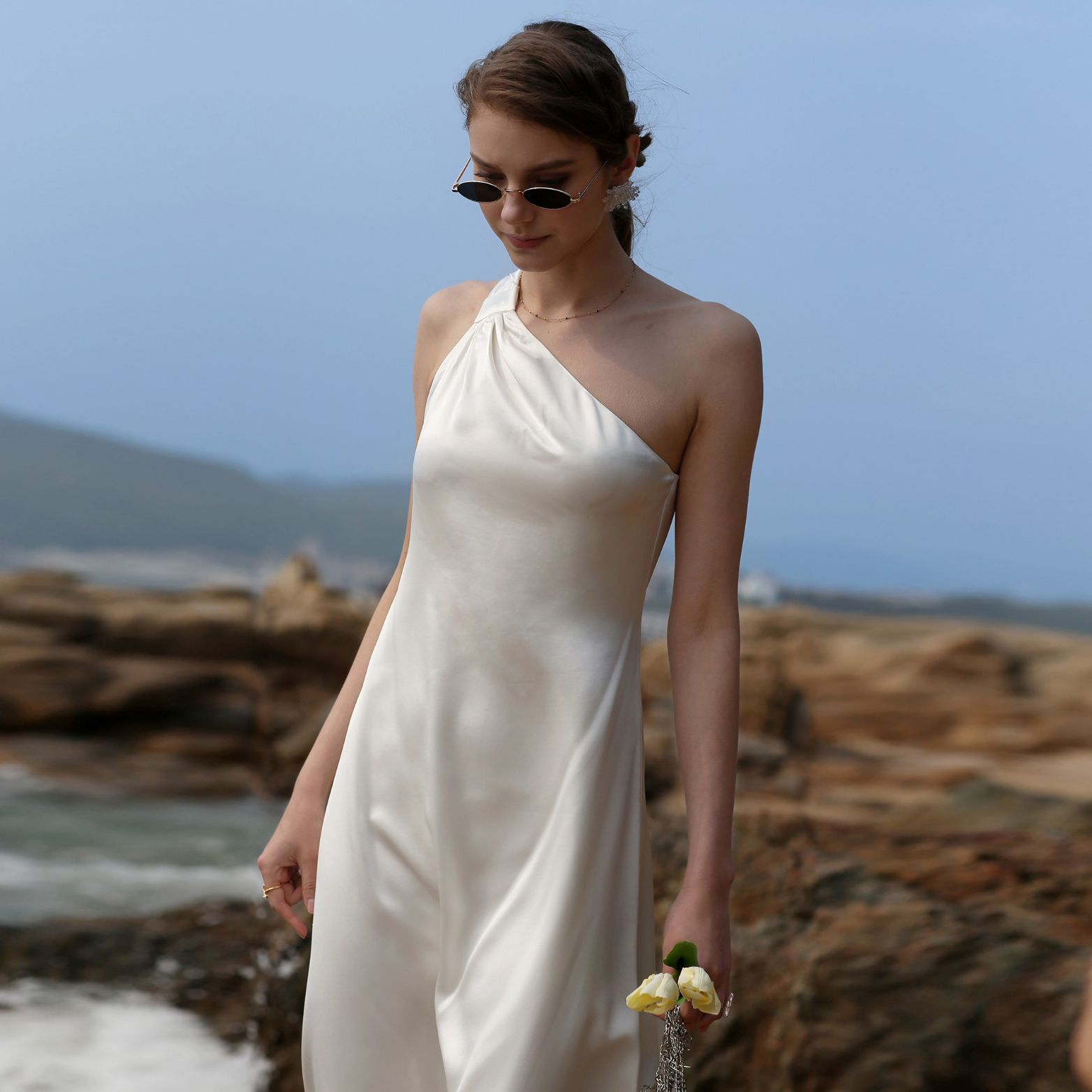 Vestido de satén branco Vestido de noite de praia (5)