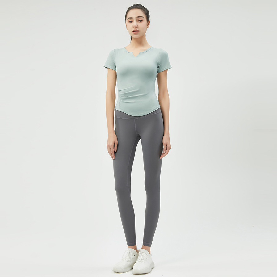 Yoga droen enk Lafen mat Këscht Pad Fitness Top T-Shirt (9)