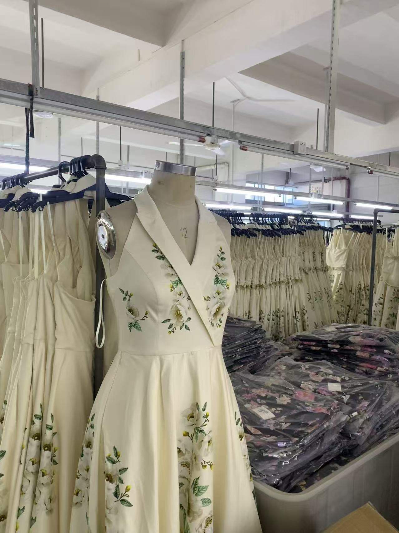 dress factory (26)