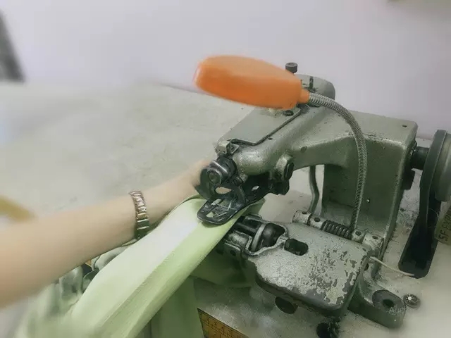 výrobca odevov