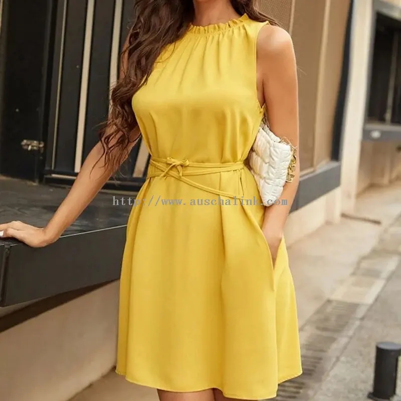 gul kjole (1)